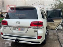 تويوتا لاندكروزر